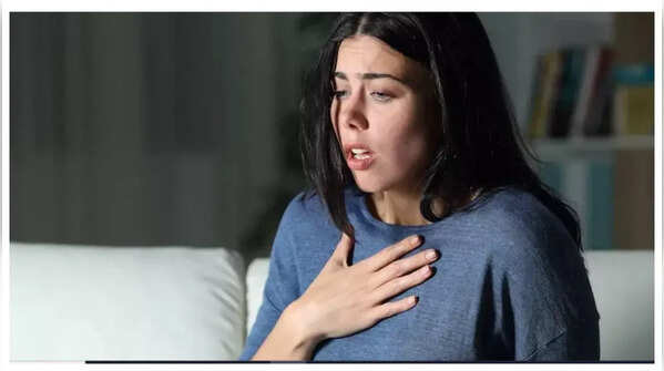Illustration urging people not to ignore symptoms