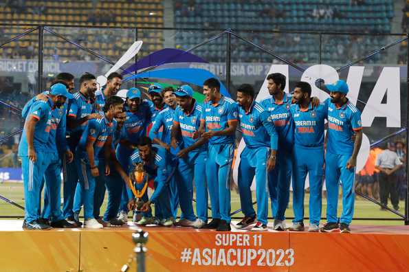 India celebrating their Asia Cup 2023 victory.