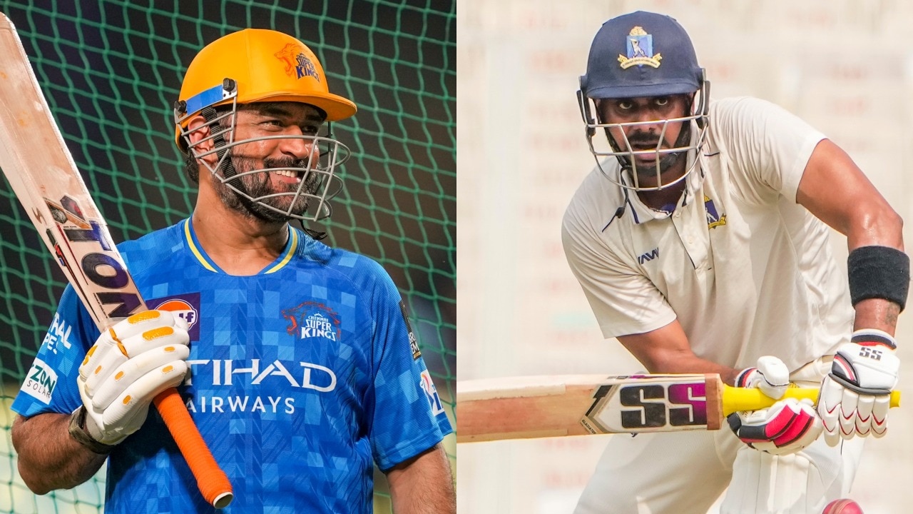 MS Dhoni, Manoj Tiwary (PTI Photo) MS Dhoni, Manoj Tiwary