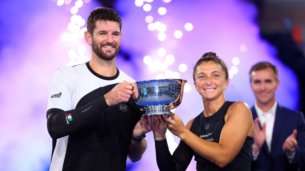 Errani dedicated the win to doubles specialists (Courtesy: Reuters) Sara Errani, Andrea Vavassori